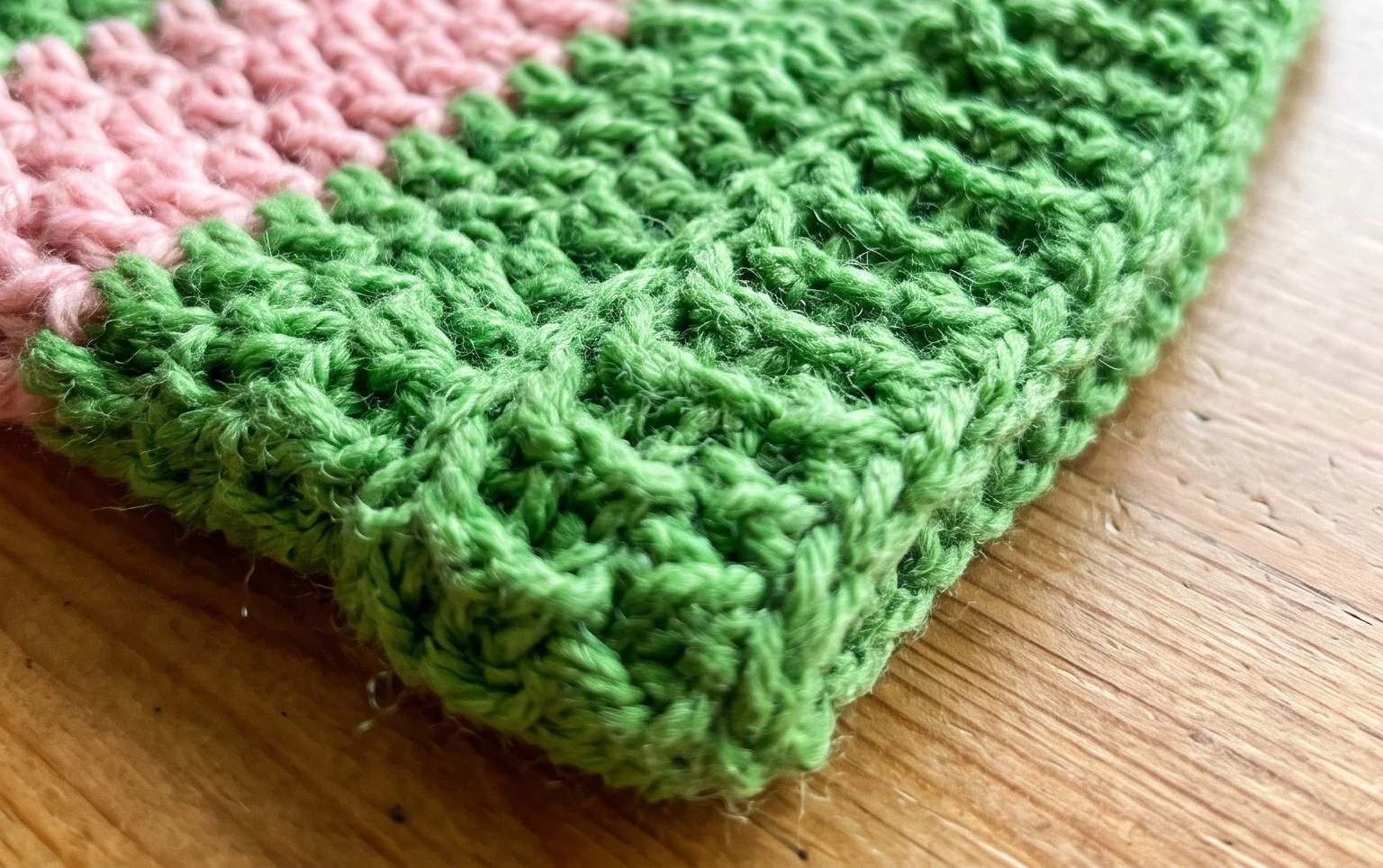 6 Crochet Hats For Cats Patterns For Your Furry Friend | The Yarn Crew